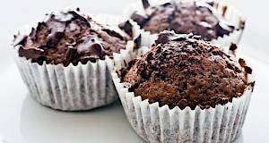 Čokoladni muffini s malinama
