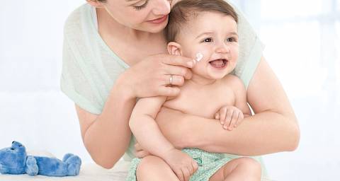 Uz Nivea Baby lakše je pratiti trudnoću i razvoj djeteta te uživati u majčinstvu!