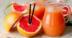 Svježi smoothie od naranče