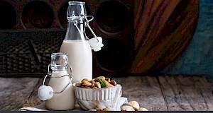 Što je bademovo mlijeko i je li dobro za vas? 