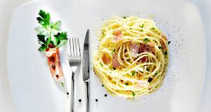 Niskomasna tjestenina carbonara