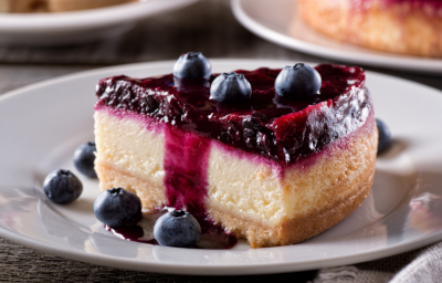 Kolač od sira i borovnica