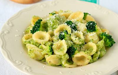 Tjestenina s brokulom