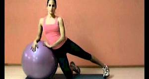 Vježba za vanjski bedreni mišić (s loptom)