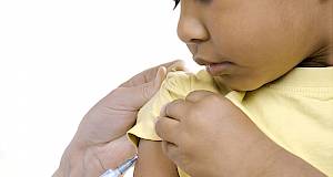 Najbolji način zaustavljanja gripe je cijepljenje školaraca