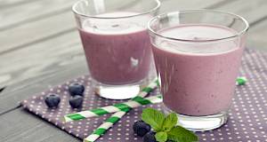 Smoothie od borovnica, naranče i meda