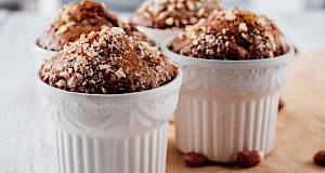 Voćni muffini sa pistacijama