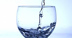 Trebate li filtrirati vodu koju pijete?