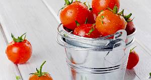 10 razloga zbog kojih volimo sok od rajčice!