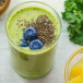 Smoothie od kurkume, ananasa i kelja