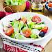Salata od mozzarelle, krastavaca i quinoe