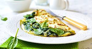 Omlet s mladim špinatom