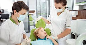 Uz ovih 8 savjeta pomoći ćete djeci da prevladaju strah od stomatologa