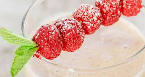 Smoothie od jabuka, krušaka i suhih smokava