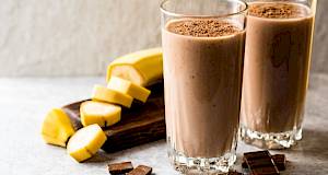 Čokoladno-proteinski smoothie za energiju