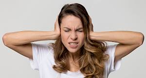 Kako se riješiti boli u uhu? Isprobajte ova 3 prirodna lijeka