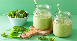 Zeleni proteinski detoks smoothie