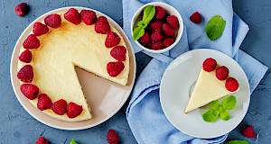 Cheesecake od maline bez brašna i šećera