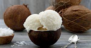 Domaći sladoled od kokosa i bijele čokolade