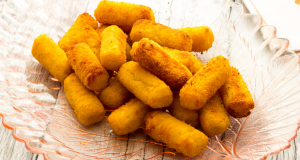 Kroketi od ostataka krumpira punjeni slaninom