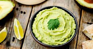 Avokado humus