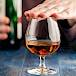 Ovi znakovi govore da alkohol ima preveliku ulogu u vašem životu