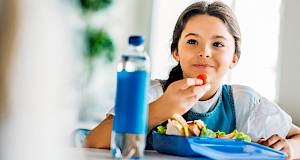 Saznajte koja je poveznica zdrave prehrane i pravilne posture djece i mladih