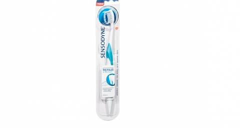 Sensodyne Repair & Protect četkica za zube