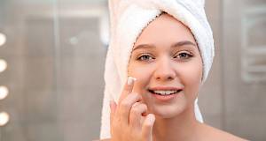 Saznajte zašto se koža lica peruta i kako to spriječiti