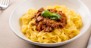 Tagliatelle al ragù: Originalni recept za umak bolognese